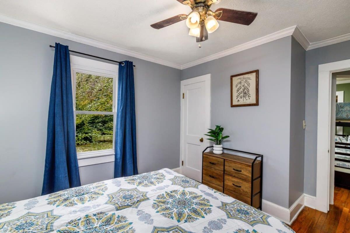 New River Gorge Cottage W Hot Tub, Fire Pit, Grill Oak Hill 外观 照片